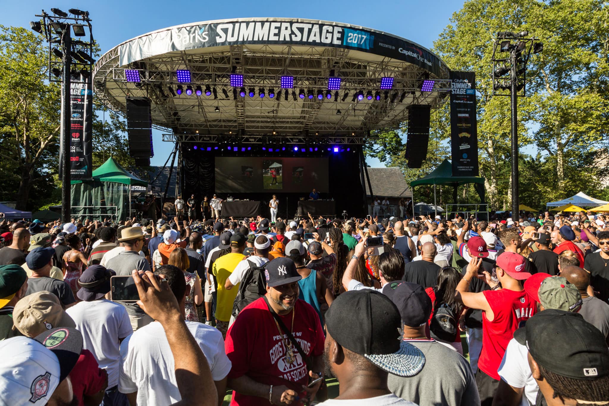 17 Best Parks In Nyc For Sports Concerts Picnics And More